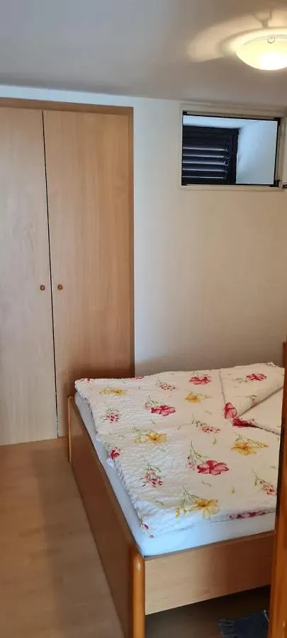 Apartment Apartman Lucija Punat